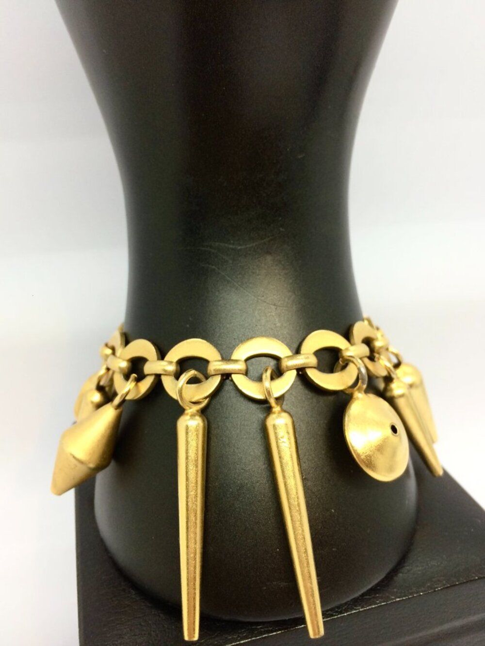 VINTAGE Charm Bracelet Gold Tone Matte Brushed Spike Chain Link Statement Runway